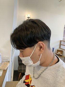 ヘアー ミュゼ 大西店(HAIR Musee) センター分けマッシュ