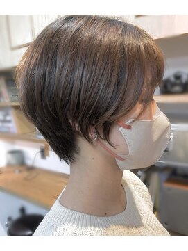 ロカ(roka) 大人可愛い前下がりショートボブくせ毛ショート20代30代40代