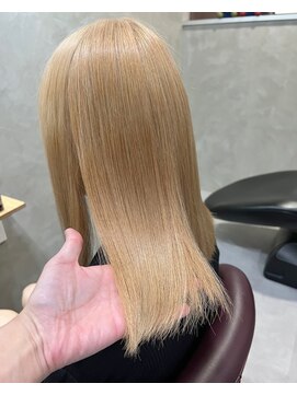 ヲタクに美容室は難しい。 ブロンドベージュ