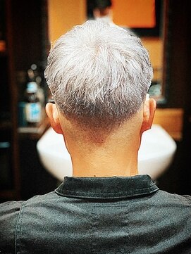 ヒロギンザバーバーショップ 大宮店(HIRO GINZA BARBER SHOP) シルバーフェード