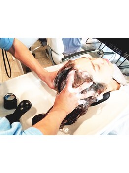 日頃の疲れを《Melt.》で癒す◎大人気Aujua×至極のマッサージで魅惑のサロンタイムを♪