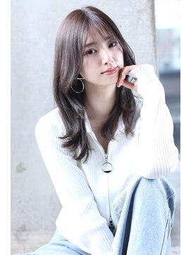 ガランテ(Galante) 大人可愛いくびれレイヤー