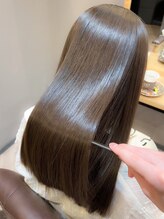 ヘアーアンドファッションシオミエイチ (hair＆fashion shiomi H)