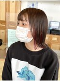切りっぱなしボブ×ラズベリーピンク