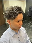 ローフェードビジネスマンパーマ☆ツーブロックが人気♪30代40代
