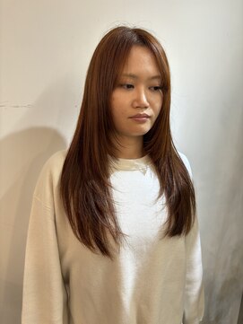 ジエクト ヴィシア(The Ect VIXIA) レイヤーカット　オレンジカラー　内巻きレイヤー　韓国風