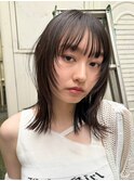 顔周りレイヤーカットくびれヘアミルクティーベージュカラー