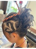 お祭りヘアセット「ハートコーンロウ」