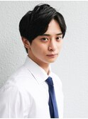 スーツ短髪ツーブロック束感モテる黒髪シークレットパーマ流行