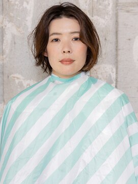 くらげ美容院 武蔵小杉 くせ毛を活かすふんわりショート☆うねり広がりもまとまるカット