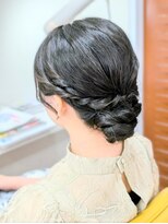 お呼ばれヘアアレンジ