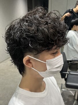 テクト バイアッシュ 吉祥寺店(Tect by Ash) ツーブロック刈り上げなしシャドウパーマ風ミニマレットヘア