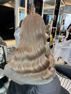 ラピス 福岡天神店(Lapis) ミルクティーベージュ