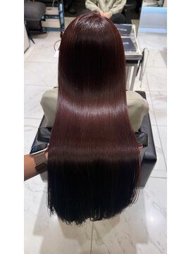 深みと艶感！ワインレッド×髪質改善 