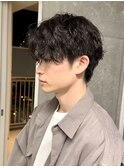 センターパート波巻きパーマニュアンスパーマ