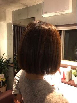 クマヘアー(KUMA hair) シルエットにこだわった大人女性スタイル
