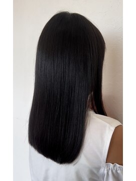 プレジール(Plaisir) 縮毛矯正髪質改善 黒髪暗髪 ツヤ髪さらさらストレートロング