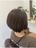 ショートボブ