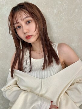 ハウス(HAUS.) 顔まわりウルフ風ストレートレイヤーカット