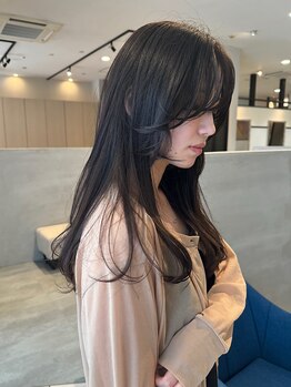 アーティーアーティー 薬院店(ARRTY ARRTY)の写真/【平日朝/極上カラー＋艶感トリートメント¥7,000】低ダメージ、高発色カラーでツヤと色もちがWで叶う！