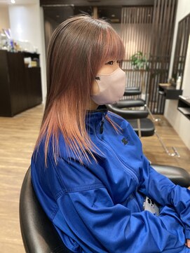 クロ ヘアー(CURRO HAIR) グレーシルバー、ペールピンク、アンブレラカラー