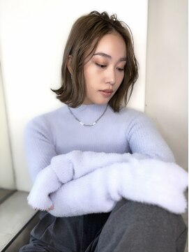 オーロ 武庫之荘店(ORO) 外ハネボブレイヤー/暗めカラー