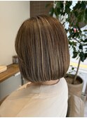 春らしく明るめのボブ