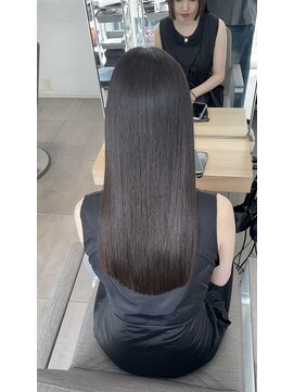 エラ(Ella) 憧れの艶髪へ導く美髪矯正ストレート