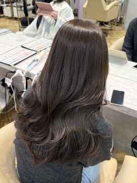 ロンド フィーユ(Lond fille) ブリーチなし/髪質改善/スモーキーブラウン/ダークブラウン/前髪