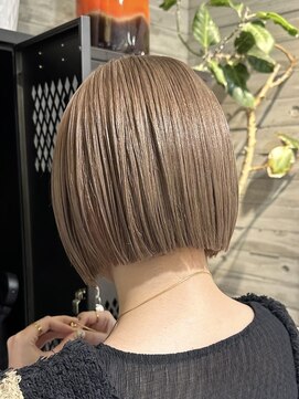 グレージュカラーブラウンベージュ透明感カラーダブルアカラー