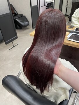ブランシェ 名鉄小幡駅前店 カシスレッド