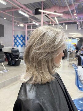 ルピネバイバド(Lupine by bud) Blonde Highlights
