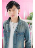 黒髪&ツーブロックの男らしさショート