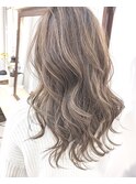 【Marl】ハイライト入りのフォギーベージュ♪