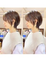 ネオリーブ モカ 川崎チネチッタ店(Neolive mocca)&nbsp;大人可愛い小顔丸みショートボブサイド　似合わせベージュ　川崎