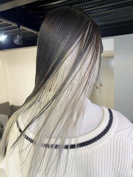 ロナ 岡崎竜美丘店(RONA) ブラックアンドホワイトインナーカラー