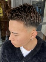 フォーコーナーズ(Four Corners)&nbsp;スパイキーショート/スキンフェード/フェードカット/バーバー