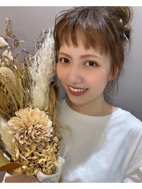 ルーズアップヘアアレンジ