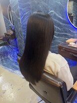 ラズリー(Lazliy)&nbsp;黒髪ロングを縮毛矯正でツルツルに！