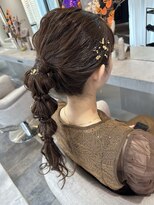 ラビス 浦和(Lovis)&nbsp;Ikuno/黒髪/グレーベージュ/レイヤーロング/前髪パーマ