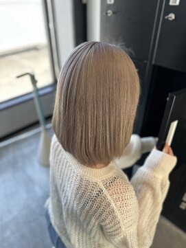 リルフェアリー 磐田店(Li’lFairy) ハイトーンミルクティーベージュ