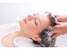 自慢のヘッドスパで極上の癒しを．．．