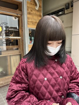 ゼロヨンハチ(048) liplinecut.