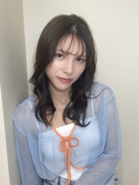 ミモラ(mimola) オリーブカラー/顔周りレイヤー/大人ヘア