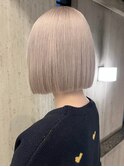 ミルクティーベージュ/ベージュ/ボブカット/ケアブリーチ