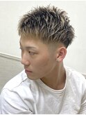 10代20代30代/ハイトーンフェードショート/金髪メンズカット