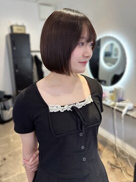 ホープ(hope) 10代20代に人気 あご下1cm王道ボブ  梅田