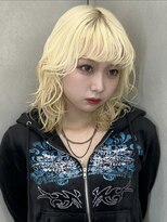 オニキス(ONYX) h37 抜きっぱなしブロンド表参道レイヤーカット