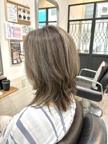 ヘアアンドメイク 心座(hair&make)&nbsp;白髪ぼかしハイライト×大人レイヤー
