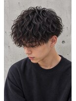 ORI. men’s hair by ENURE【オリ メンズヘア バイ エヌア】&nbsp;シャドウパーマ　前下がりマッシュ